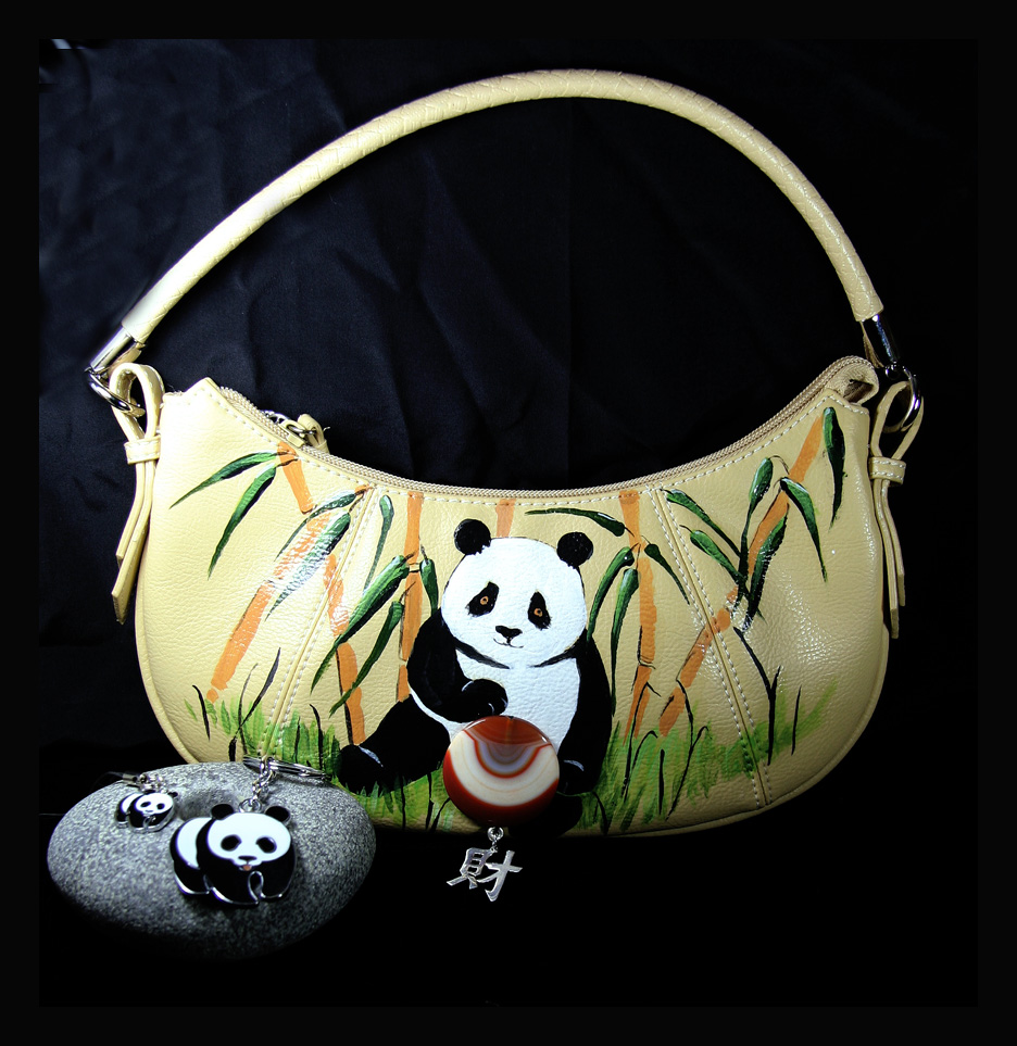 A NEW “PAND BAG” OR HAND BAG!